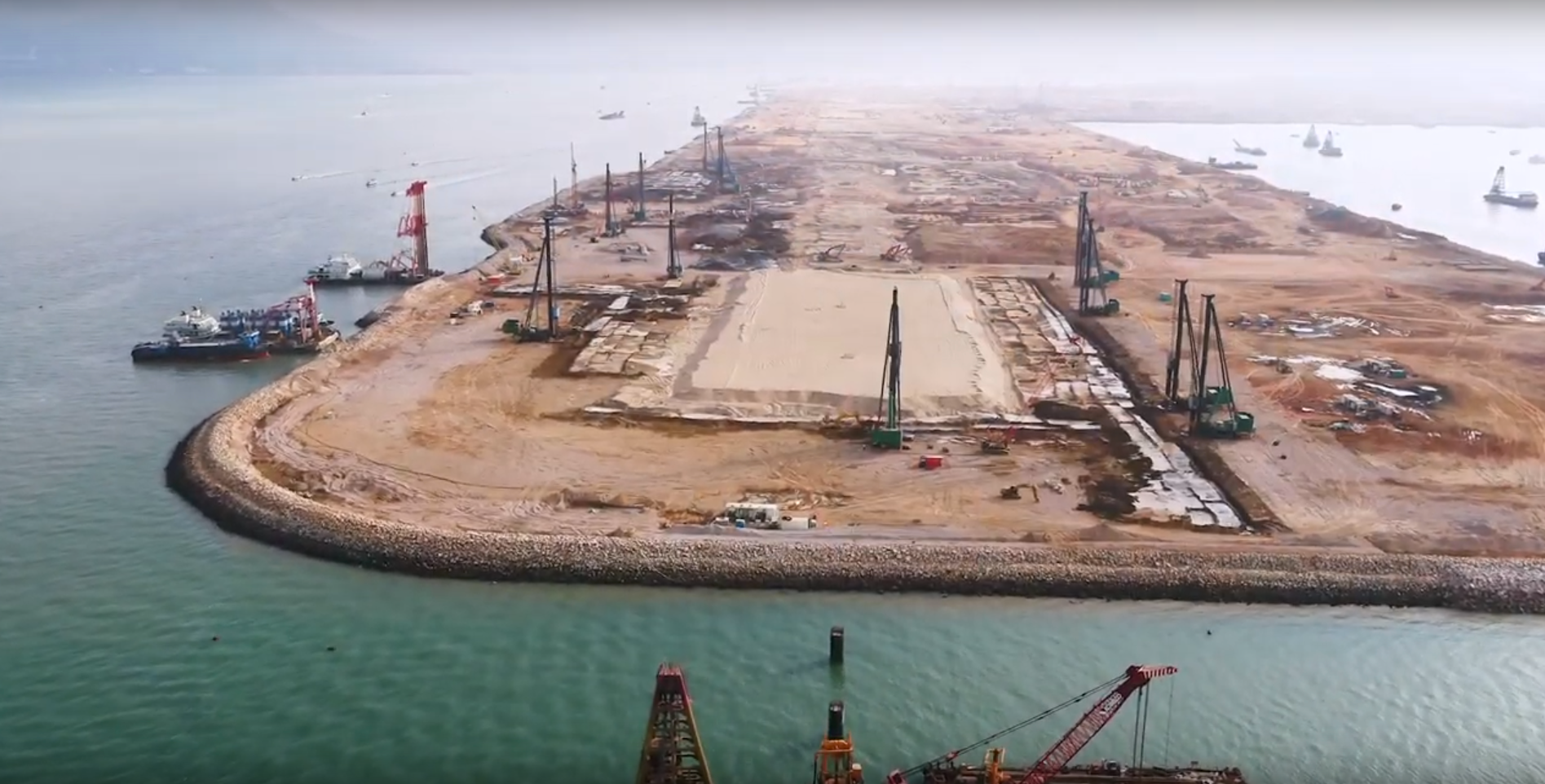 3,000 workers tested as Covid outbreak disrupts Hong Kong's 3rd runway