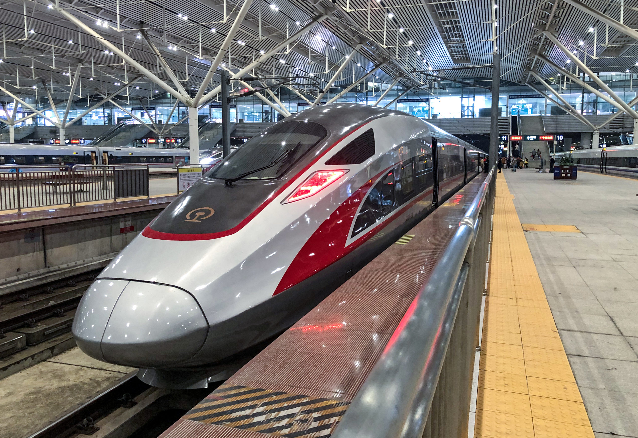 Kereta api berkecepatan tinggi di Indonesia akan dimulai pada bulan November