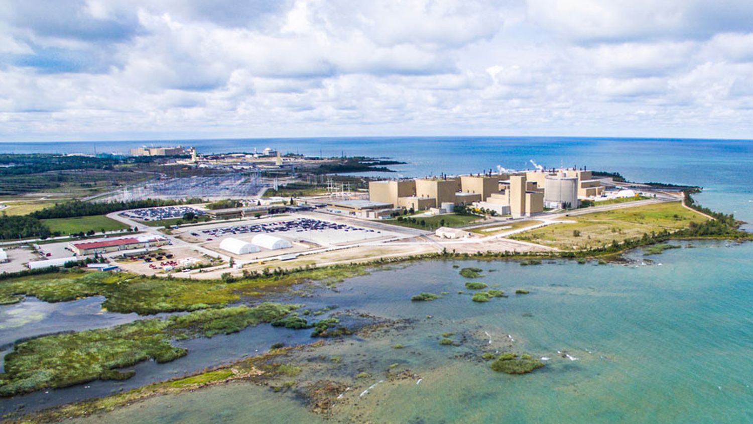 SNC-Lavalin is currently working on the refurbishment of two reactors at Bruce Power’s six-reactor plant on the eastern shore of Lake Huron near Tiverton (Image courtesy of Bruce Power)