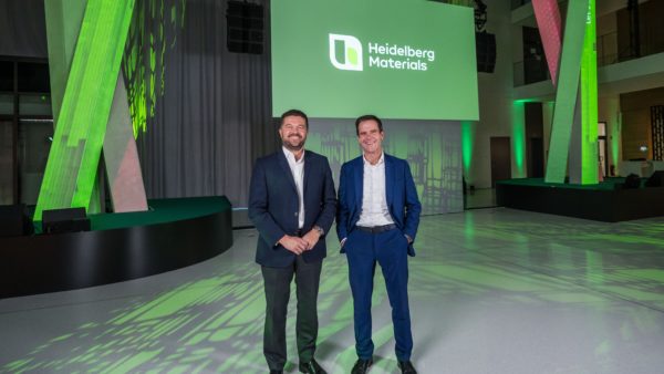 Dr. Dominik von Achten and Jon Morrish revealing the new brand