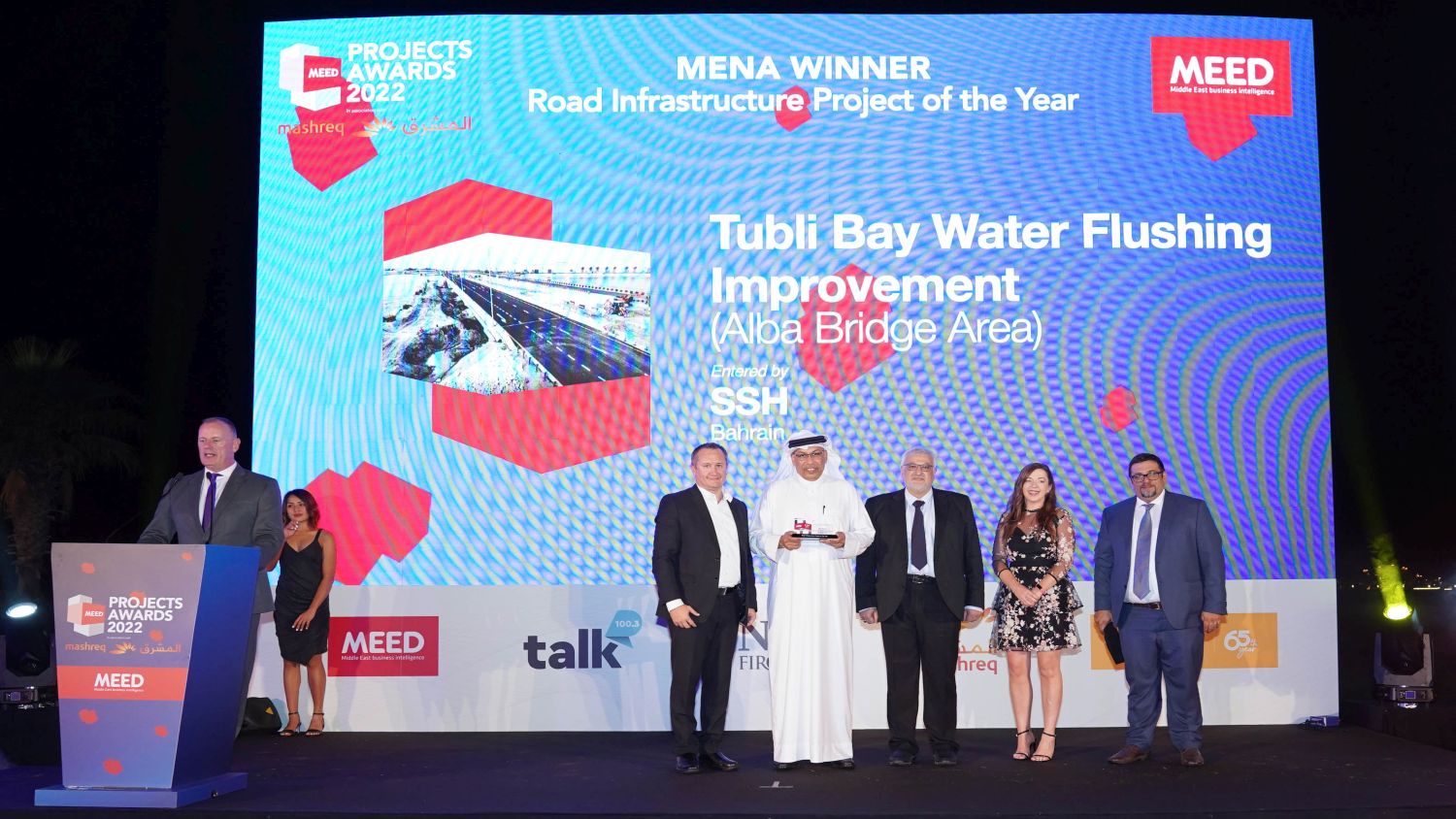 SSH collected the MENA Road Infrastructure Project of the Year award at the 2022 MEED Project Awards (Image courtesy of SSH)
