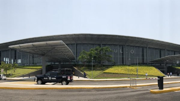 One of them is Acapulco International Airport, which opened a new terminal in 2018 (Microstar/CC BY-SA 4.0)