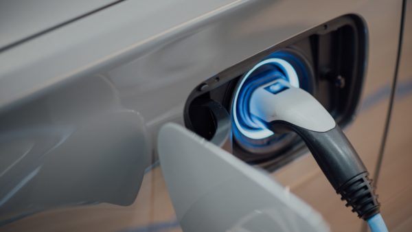 Electric vehicles make up around 1% of car sales in India, but its government wants to raise this to 30% by 2030 (Chuttersnap/Unsplash)