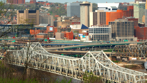 The Brent Spence Bridge (Anne Kitzman/Dreamstime)