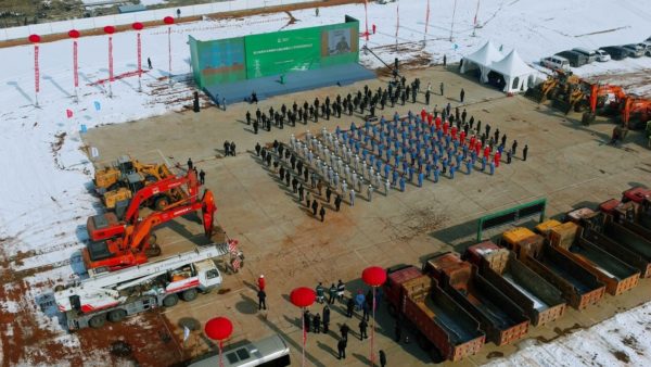 Sinopec’s image of the team that will build the Ordos Wind–Solar Green Hydrogen Project