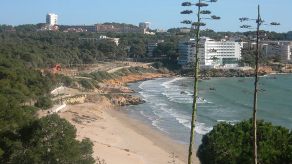 The resort may be located in the town of Salou near the city of Tarragona (Xmulero001/Public domain)