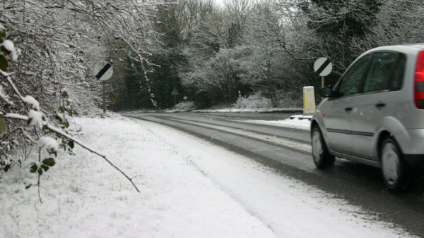 Conventional methods of ice and snow removal damage roads, cars and the surrounding environment (Kog/Dreamstime.com)
