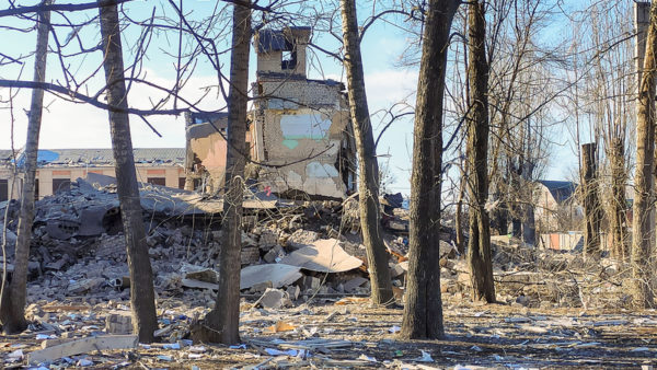 A damaged school in Kharkiv, March 2022 (Kaabregel/Dreamstime)