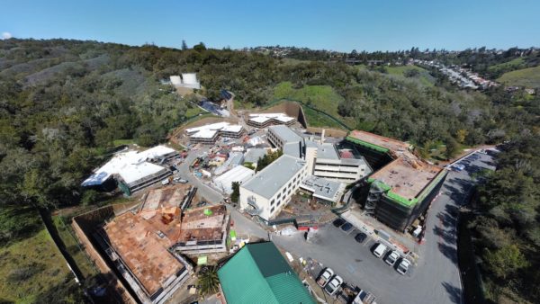 The new centre in San Mateo County replaces a tuberculosis hospital that was built in 1952 and adapted for psychiatric healthcare in 1978 (Image courtesy of Skanska)