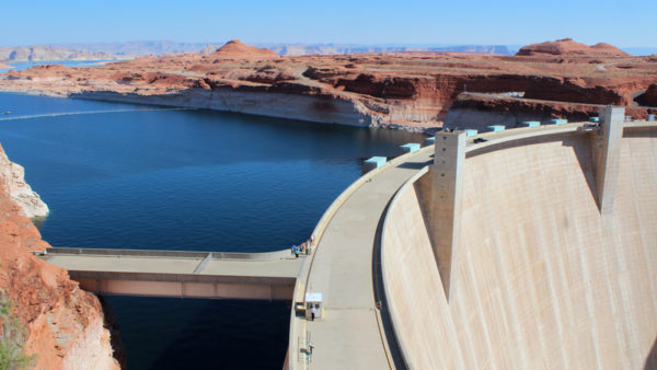 The Glen Canyon Dam in Arizona (Bdingman/Dreamstime)