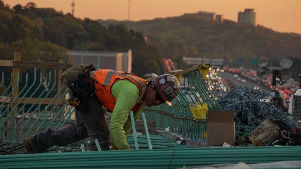 Construction workers are also among the most satisfied with their pay, study finds (chandler denise/Unsplash)