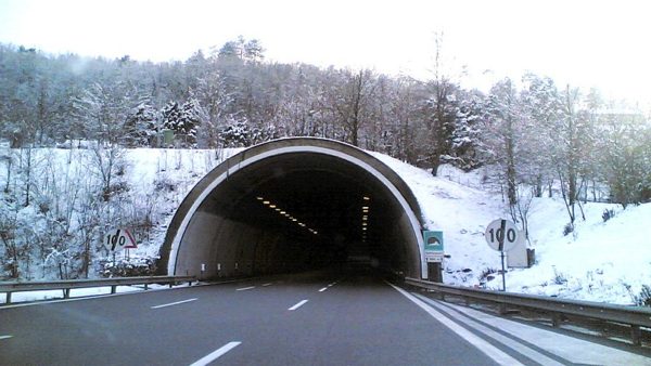 Italy’s Autostrada A26 (Rinina25/Twice25/CC BY-SA 2.5)