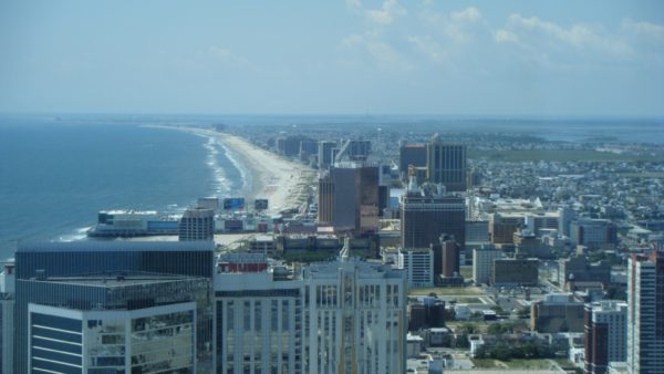 The wind farm will be site 13 nautical miles off the coast of Atlantic City, and will create some 3,000 union jobs (Dough4872/Public Domain)