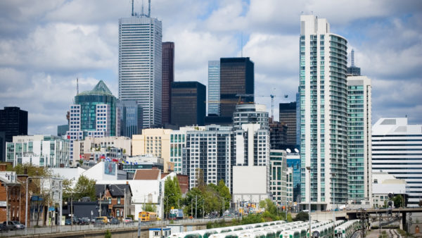 Trains in Toronto (Igorsky/Dreamstime)