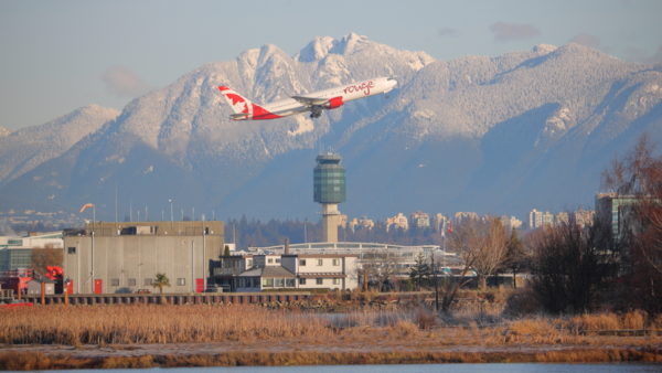 Vancouver International Airport (Modfos/Dreamstime)