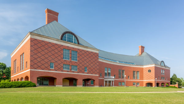 The Grainger Engineering Library at the University of Illinois (Ken Wolter/Dreamstime)