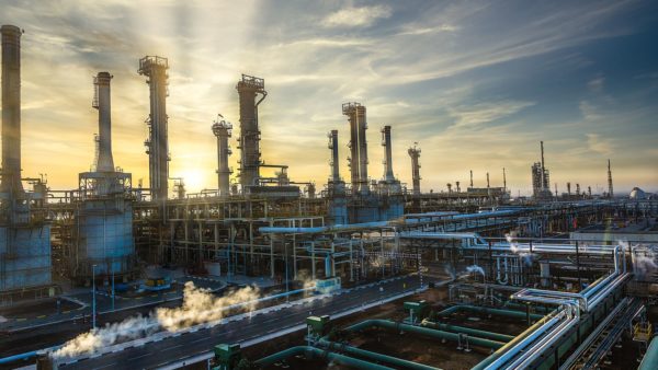 The Ruwais industrial complex can process up to 837,000 barrels of crude and condensate a day, making it the fourth-largest single-site oil refinery in the world and the biggest in the Middle East (Rickmaj /CC BY-SA 4.0)