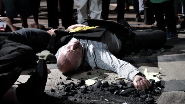 Environmental protesters at an anti-coal protest in South Africa in 2021 (Kgara Kevin Rack/CC BY-SA 4.0)