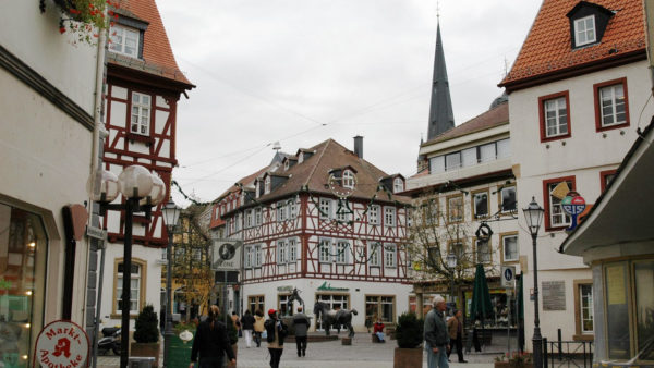 The old horse market in the town of Alzey (CC BY-SA 3.0)