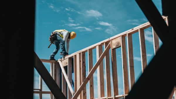 Construction job vacancies hit a record 457,000 in October (Josh Olalde/Unsplash)