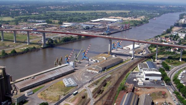 The port of Nantes covers some 2,700ha (Jibi44/CC BY-SA 3.0)